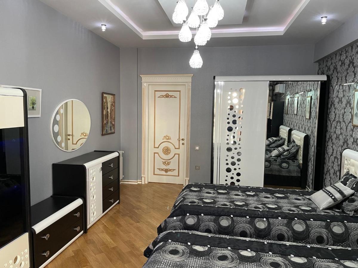 Sea View Luxury Apartment Баку Екстериор снимка